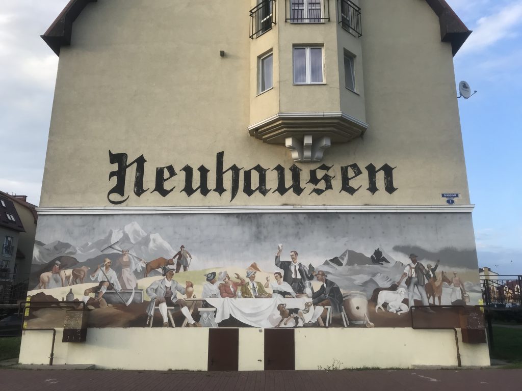 Немецкое название Neuhausen на доме