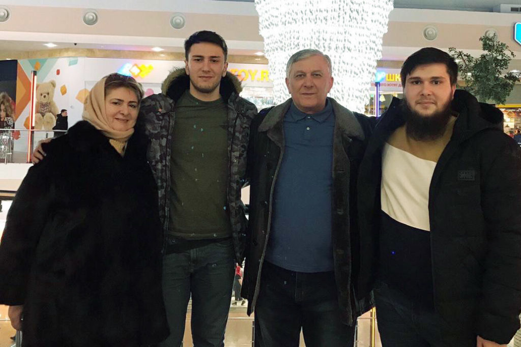 Абубакар Янгулбаев — правозащитник, который предложил Кадырову обменять себя на свою мать