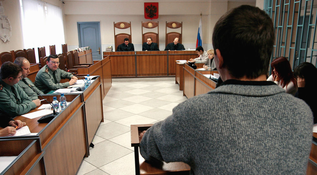 Допрос свидетеля во время одного из заседаний третьего процесса по делу, по которому проходил Ульман. Ростов-на-Дону