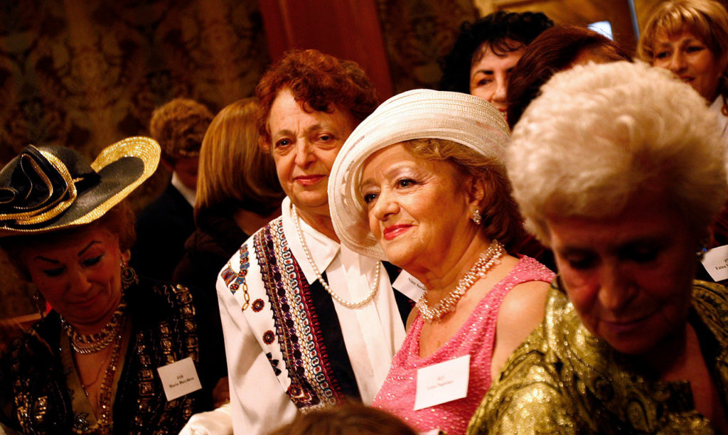 Участницы конкурса «Ваше величество бабушка» в 2007 году в Нью-Йорке