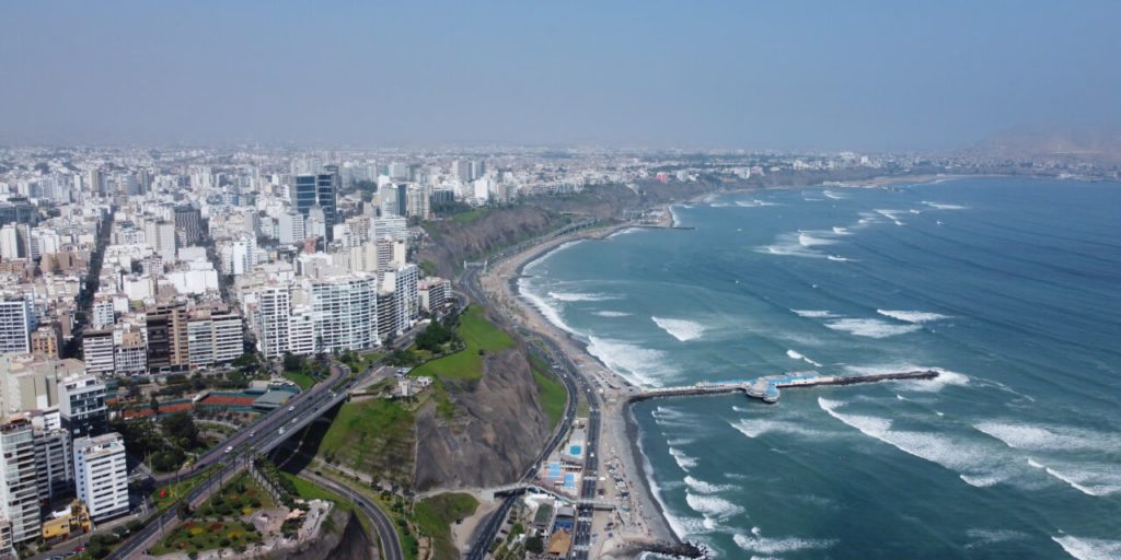 Перу, вид с воздуха. Как получить гражданство Перу