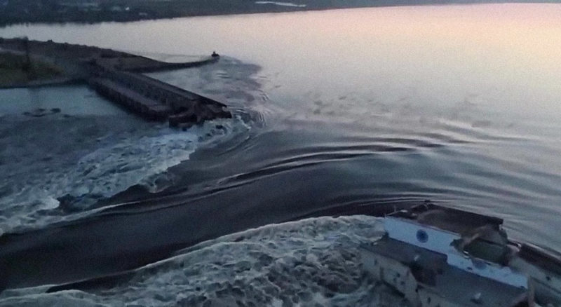 Уничтожена Каховская ГЭС