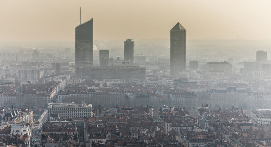 Европа дышит смертельно опасным воздухом