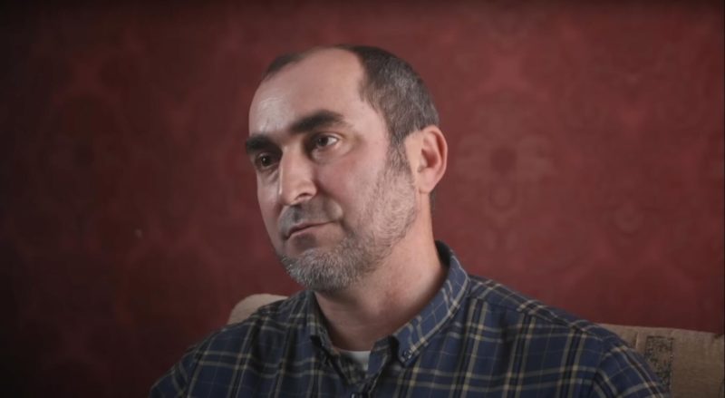 Семья сбежавшей из Ингушетии удерживает правозащитника. Магомед Аламов