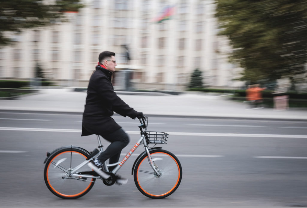 Константин Трудик на велосипеде