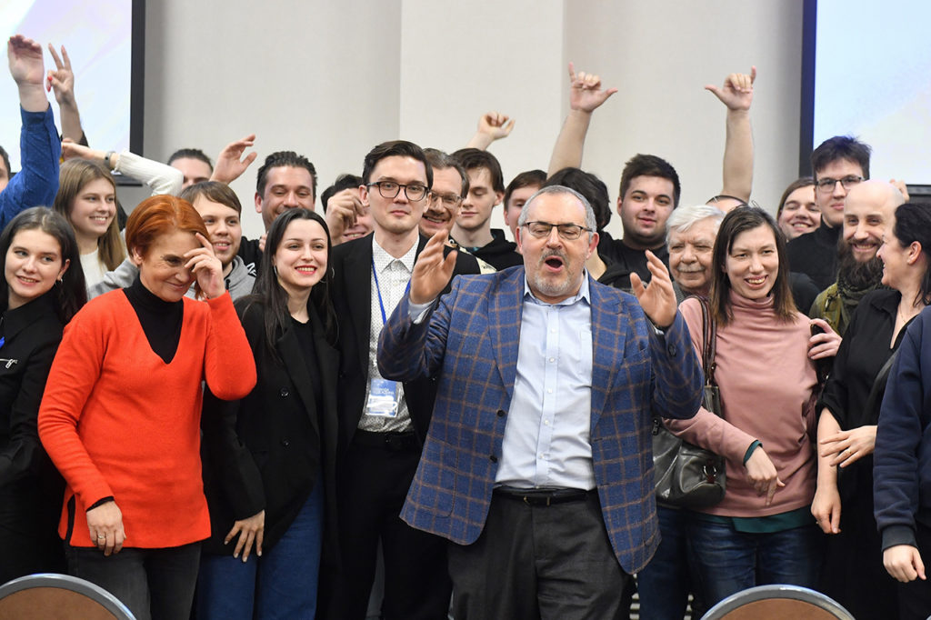 Борис Надеждин во время встречи со своими сторонниками и политическими деятелями в Санкт-Петербурге в региональном избирательном штабе