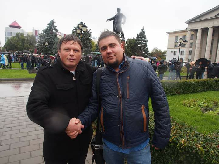 Денис Шепельский, «начальник штаба НОД» в Самаре (слева) и Николай Комаров (справа)