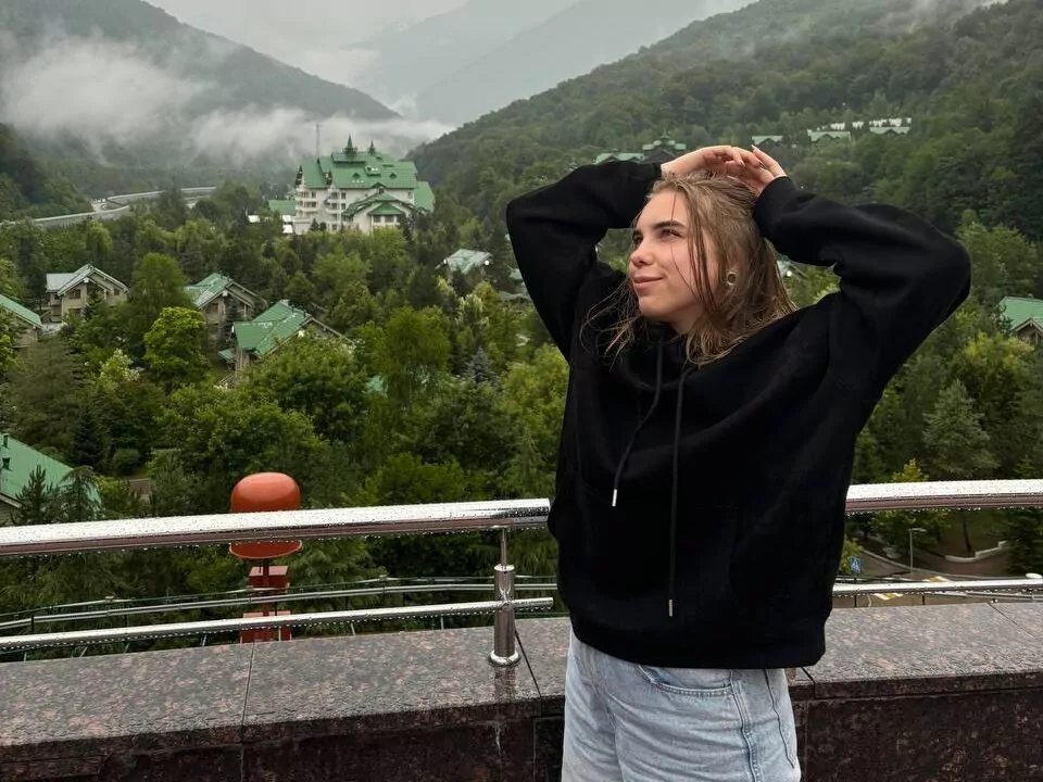 Заставлял сделать аборт и избивал беременную — «Холод».
